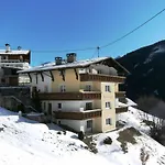 アパート Cozy With A Beautiful View
